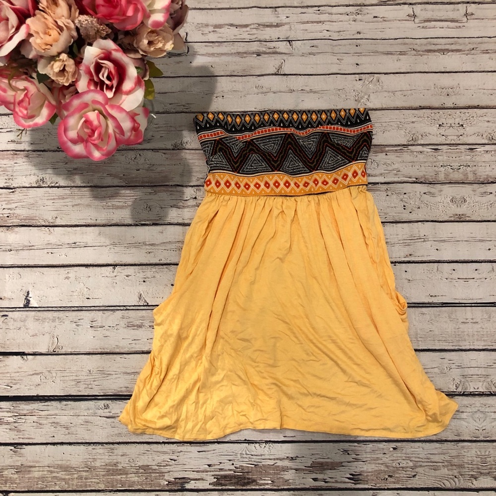 🍍Unbranded Dress mini strapless tribal w/ Pockets